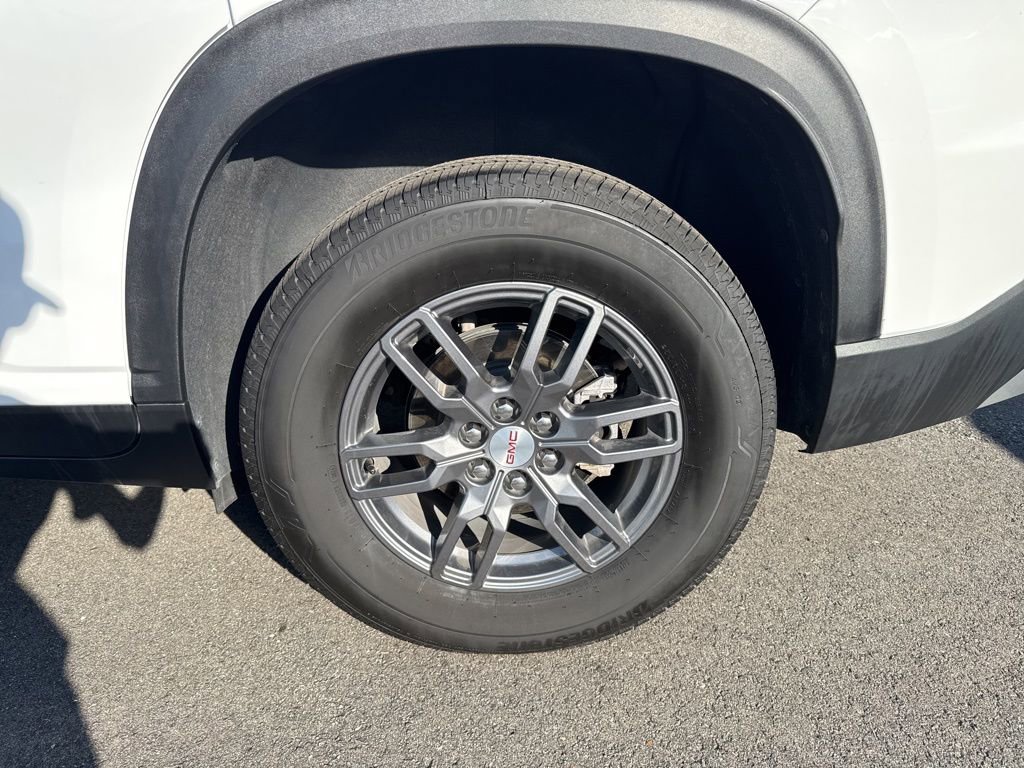 Used 2025 GMC Acadia Elevation FWD image 34