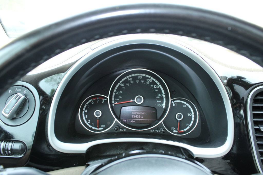 Used 2016 Volkswagen Beetle 1.8T SEL FWD image 14