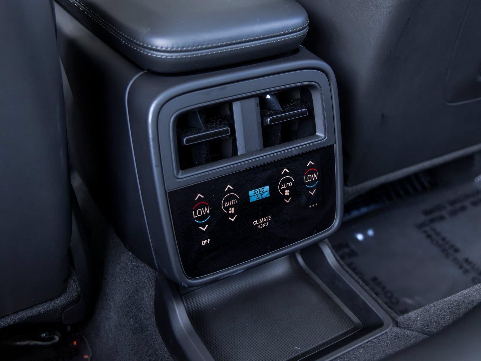 Certified 2025 Porsche Taycan GTS AWD/4WD image 42