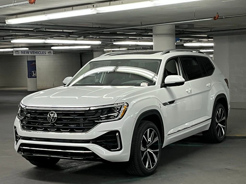 New 2026 Volkswagen Atlas SEL Premium R-Line image 3