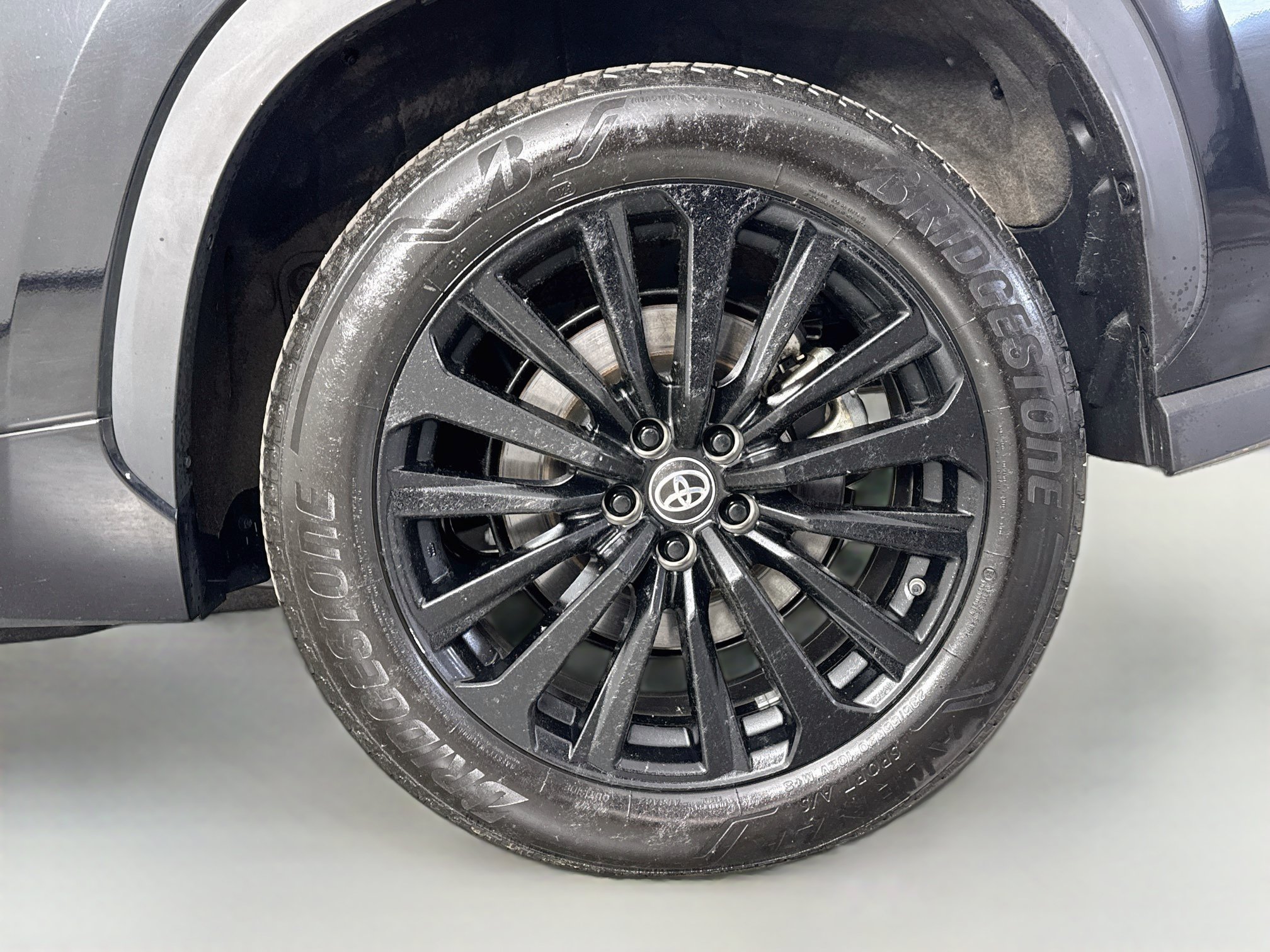 Certified 2025 Toyota Highlander XSE AWD/4WD image 32