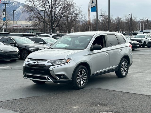 Used 2019 Mitsubishi Outlander SE image 7