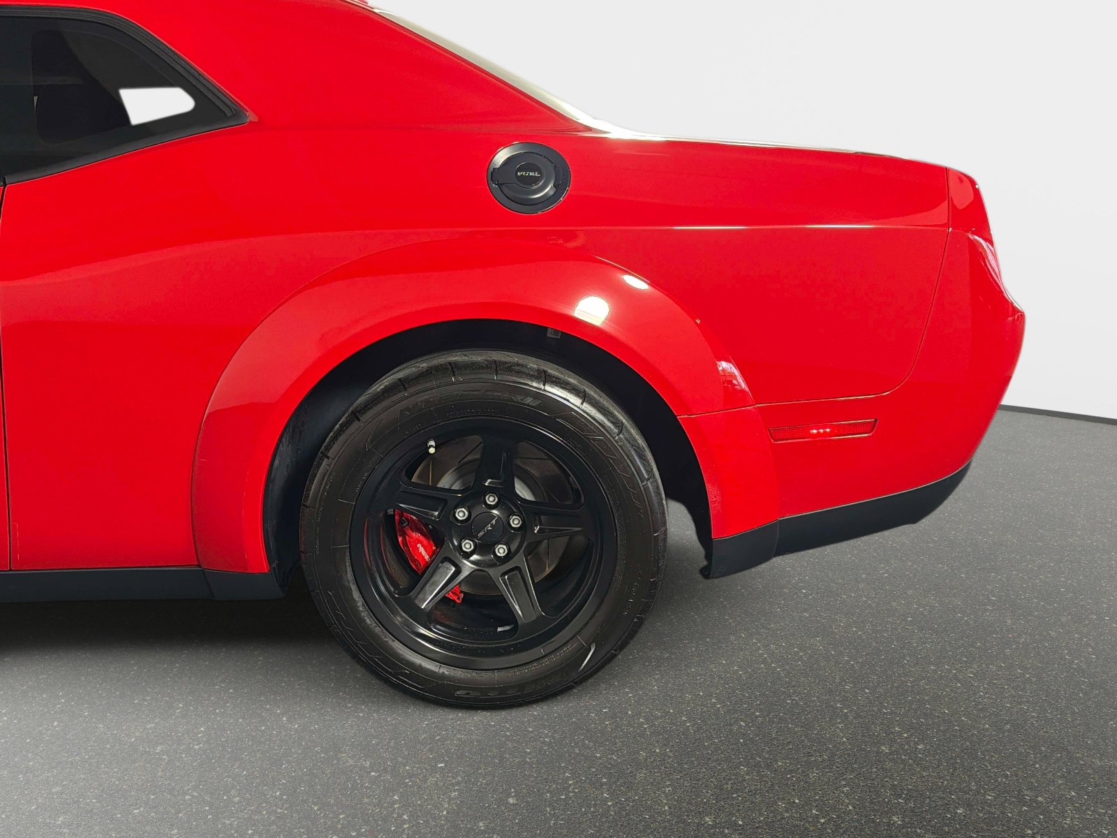 Used 2018 Dodge Challenger SRT Demon RWD image 15