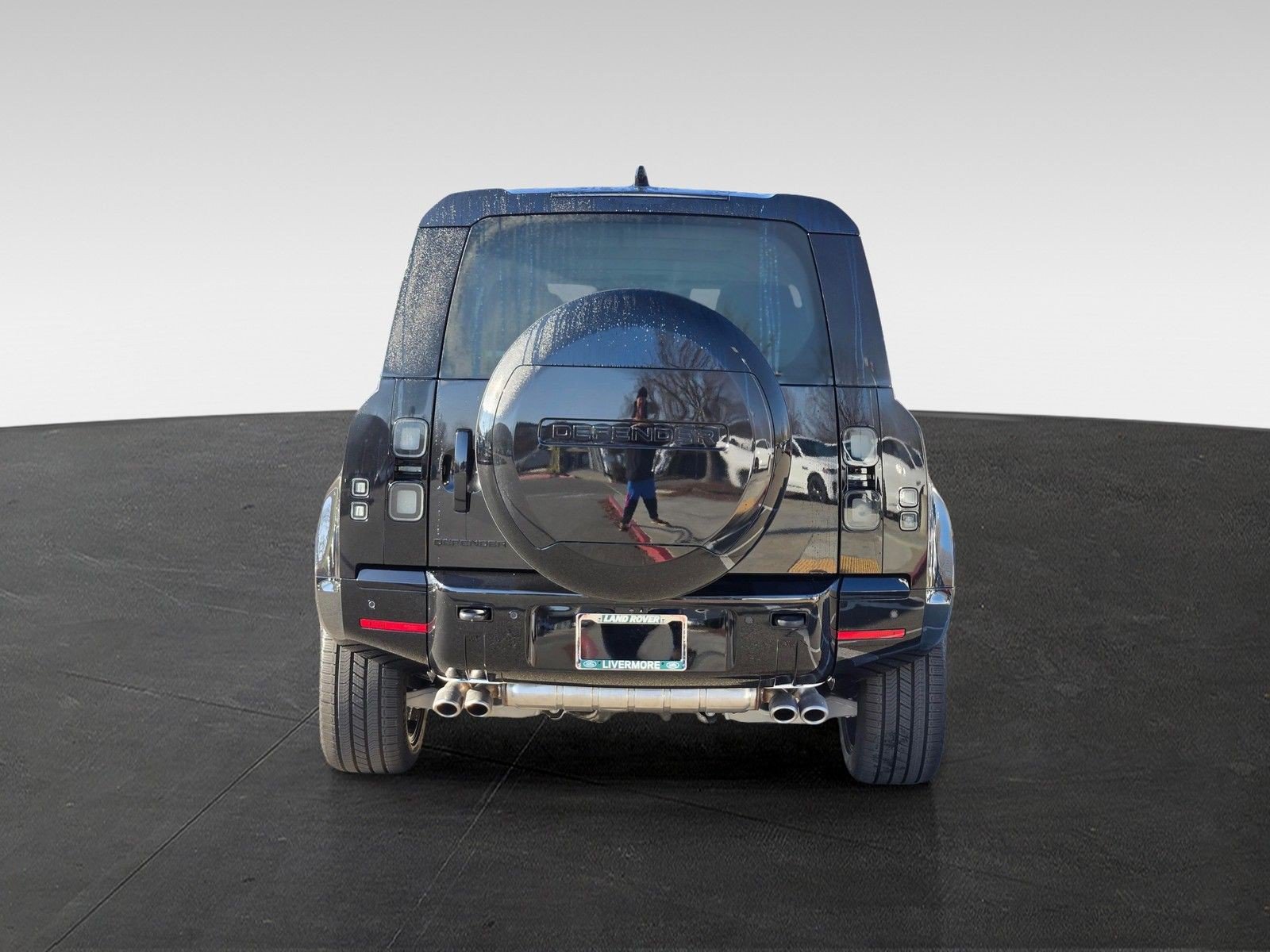 New 2026 Land Rover Defender 110 X-Dynamic SE AWD/4WD image 6
