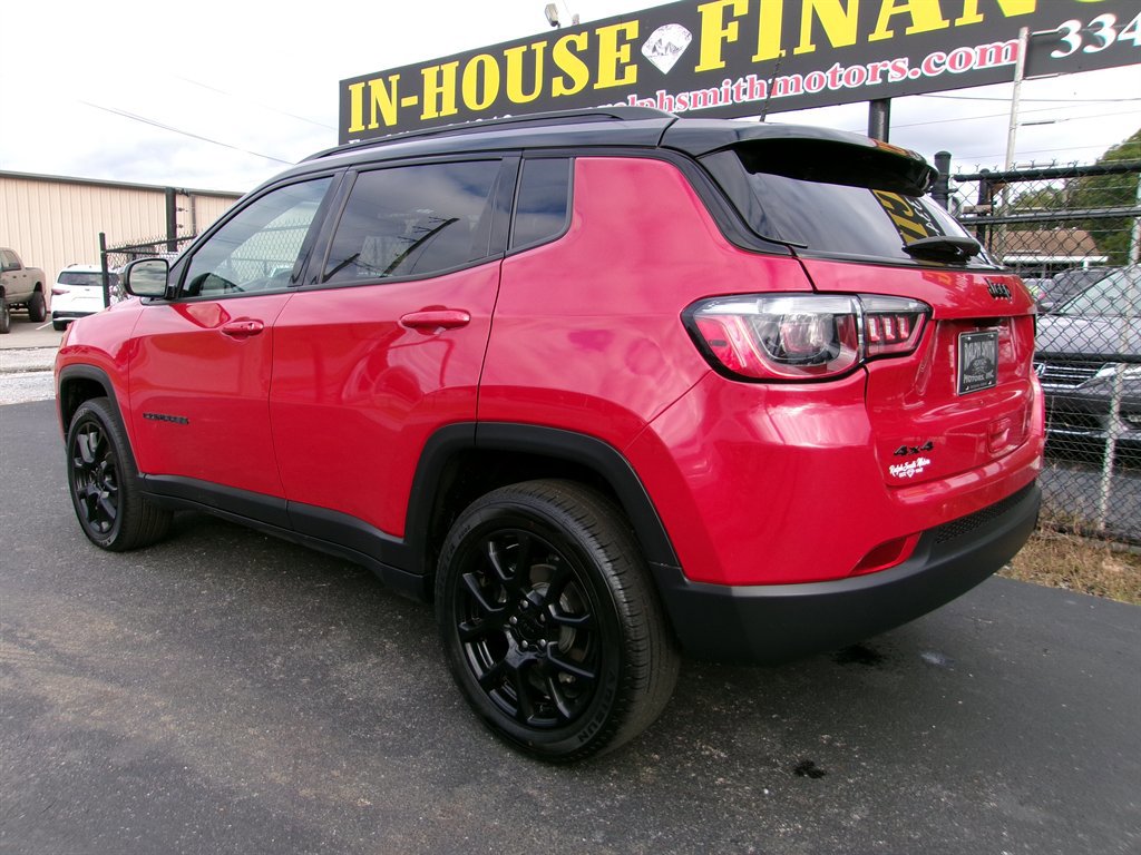 Used 2023 Jeep Compass Latitude w/ Sun and Sound Group image 12