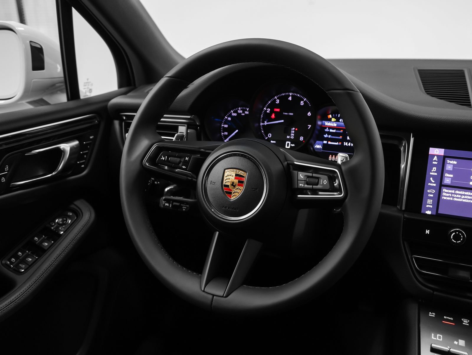 New 2026 Porsche Macan AWD/4WD image 28