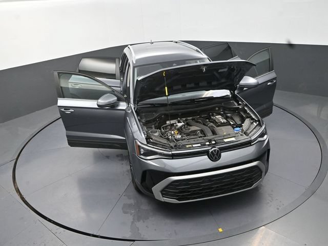 Used 2026 Volkswagen Taos SE FWD image 39