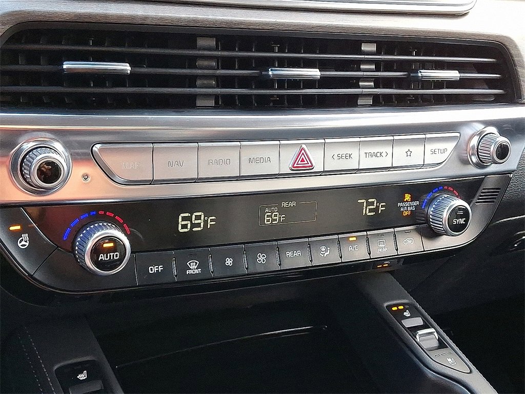 Used 2022 Kia Telluride SX w/ SX Prestige Package image 17