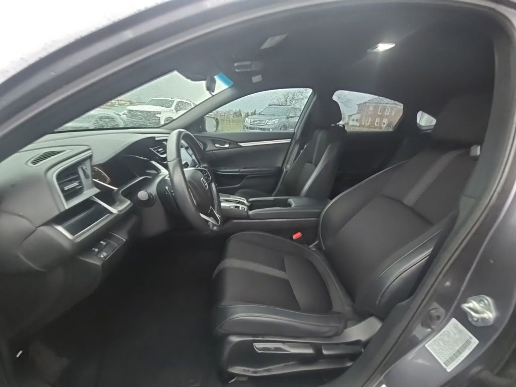 Used 2021 Honda Civic Sport image 11