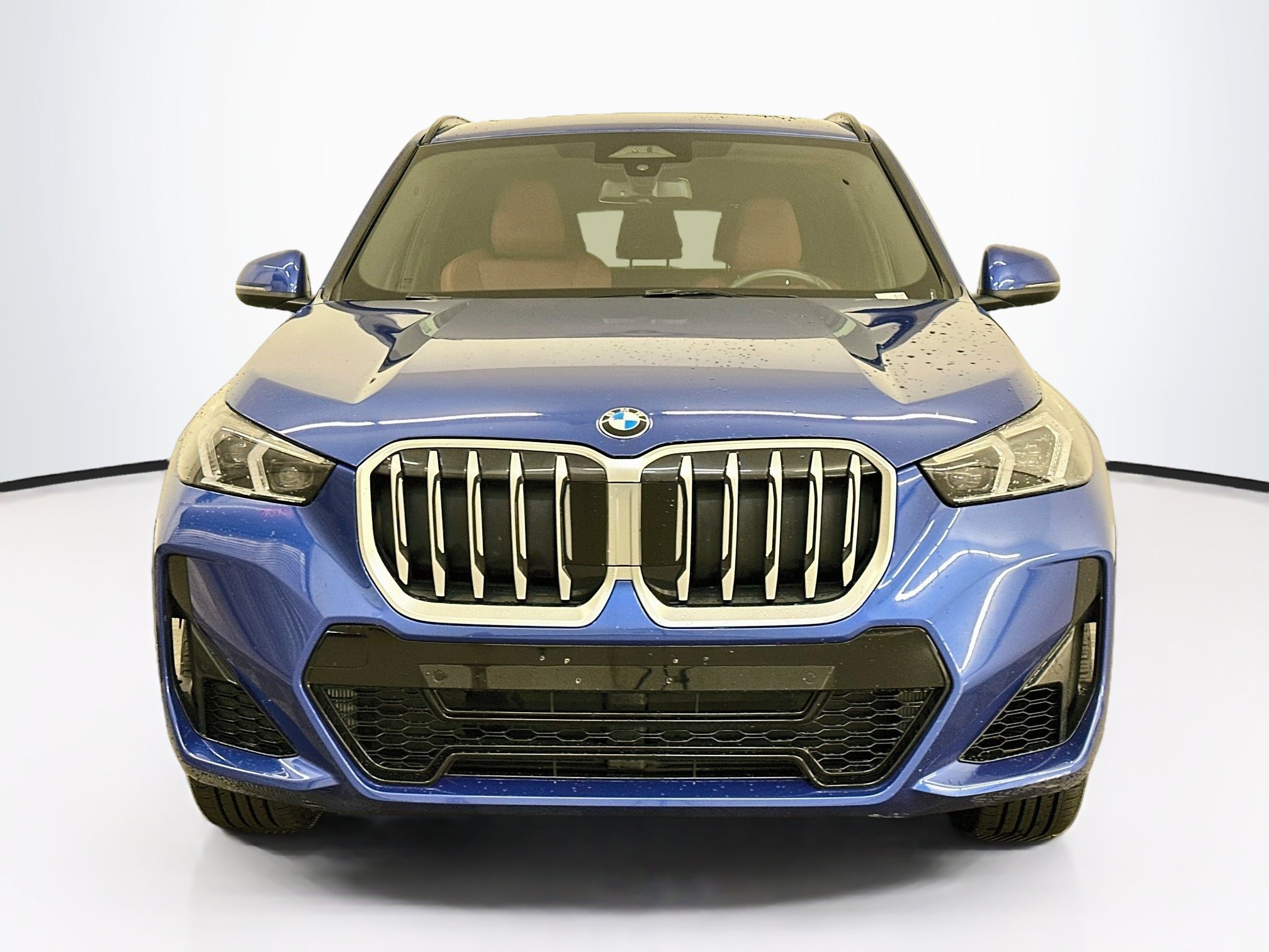 Used 2026 BMW X1 xDrive28i AWD/4WD image 2