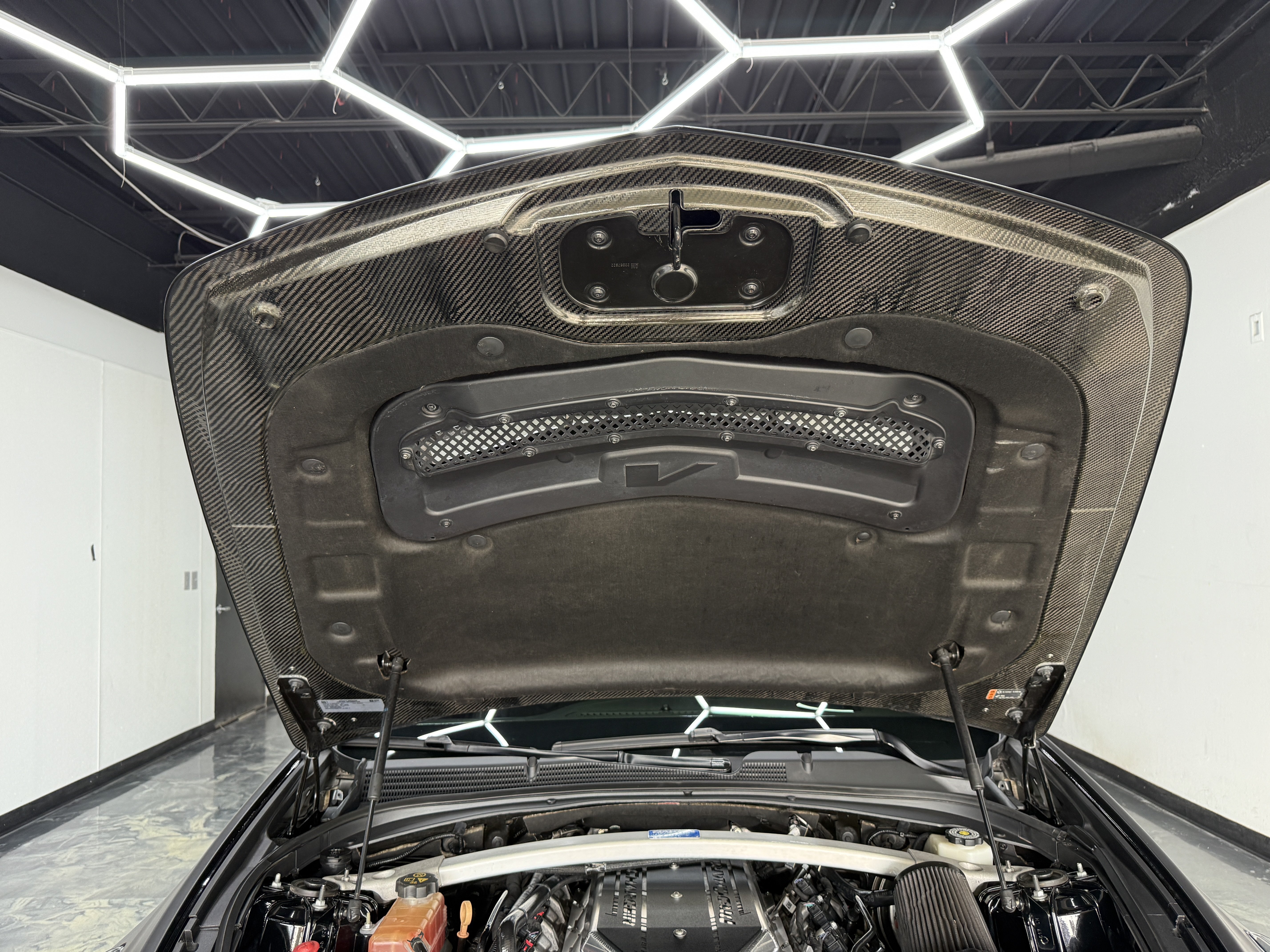 Used 2017 Cadillac CTS V w/ Carbon Fiber Package RWD image 43