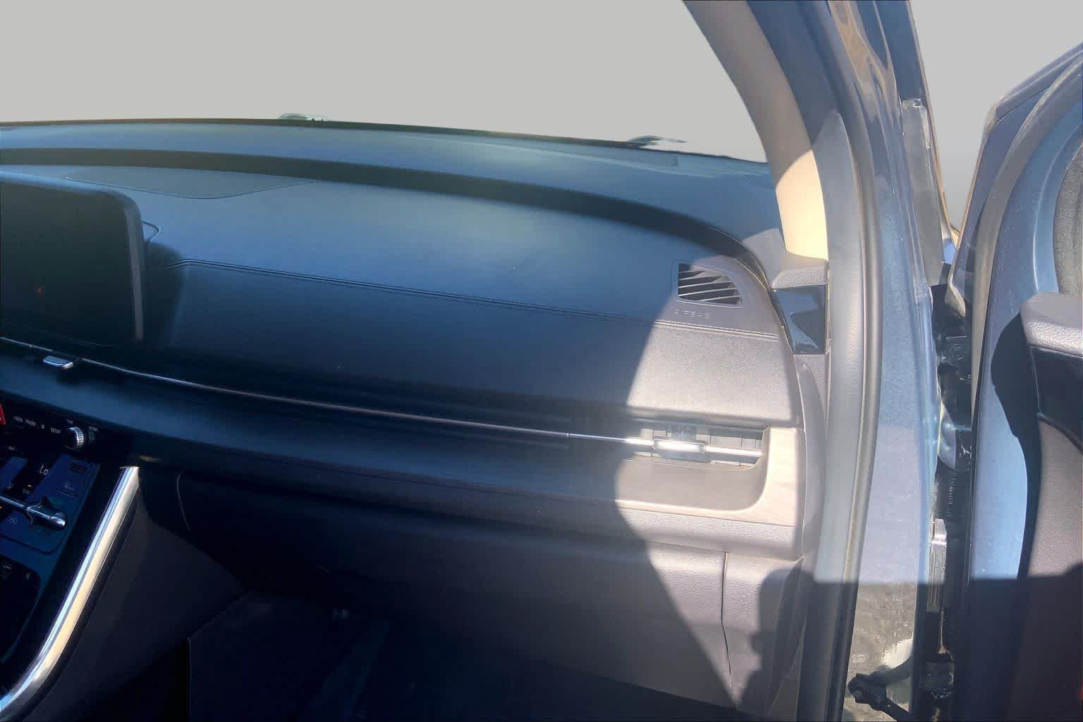 Used 2023 Kia Carnival SX FWD image 19