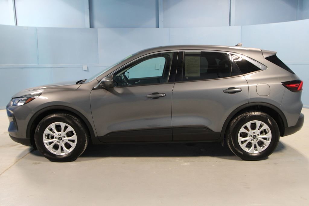 Used 2023 Ford Escape Active w/ Tech Pack #2 AWD/4WD image 26