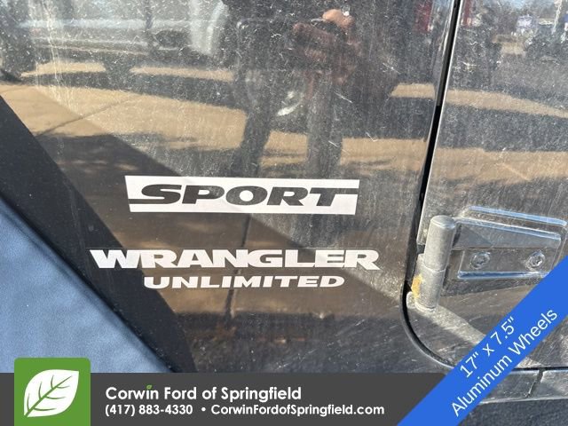 Used 2012 Jeep Wrangler Unlimited Sport image 16