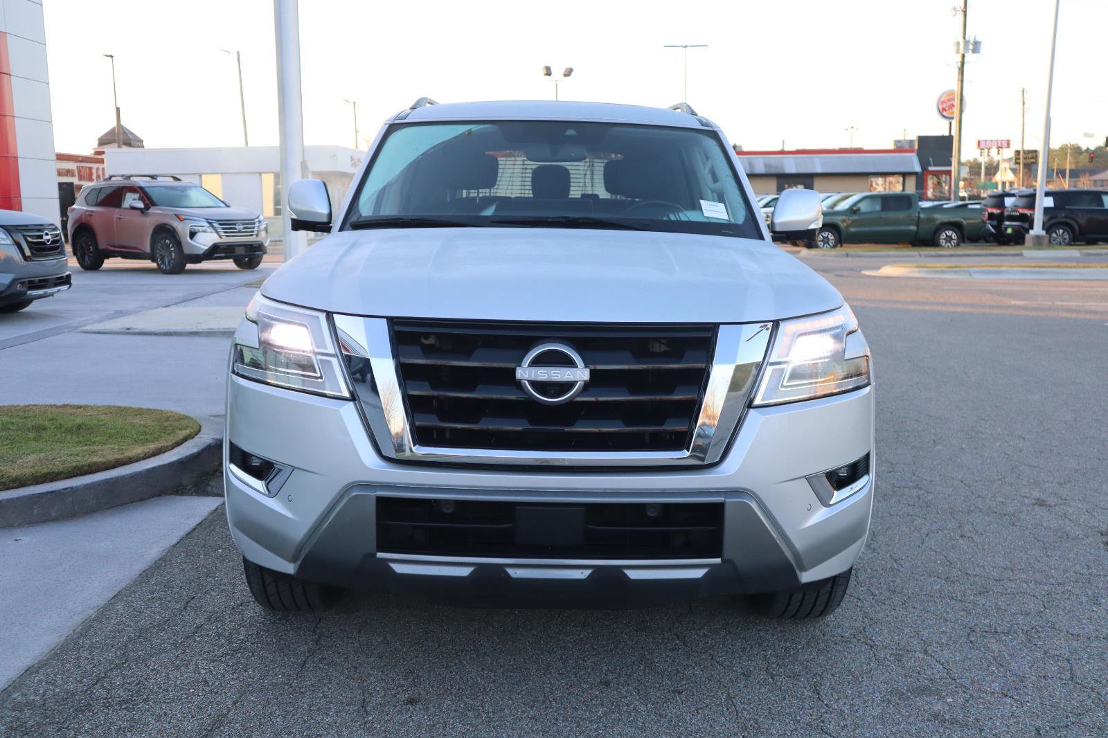 Used 2022 Nissan Armada SL image 15