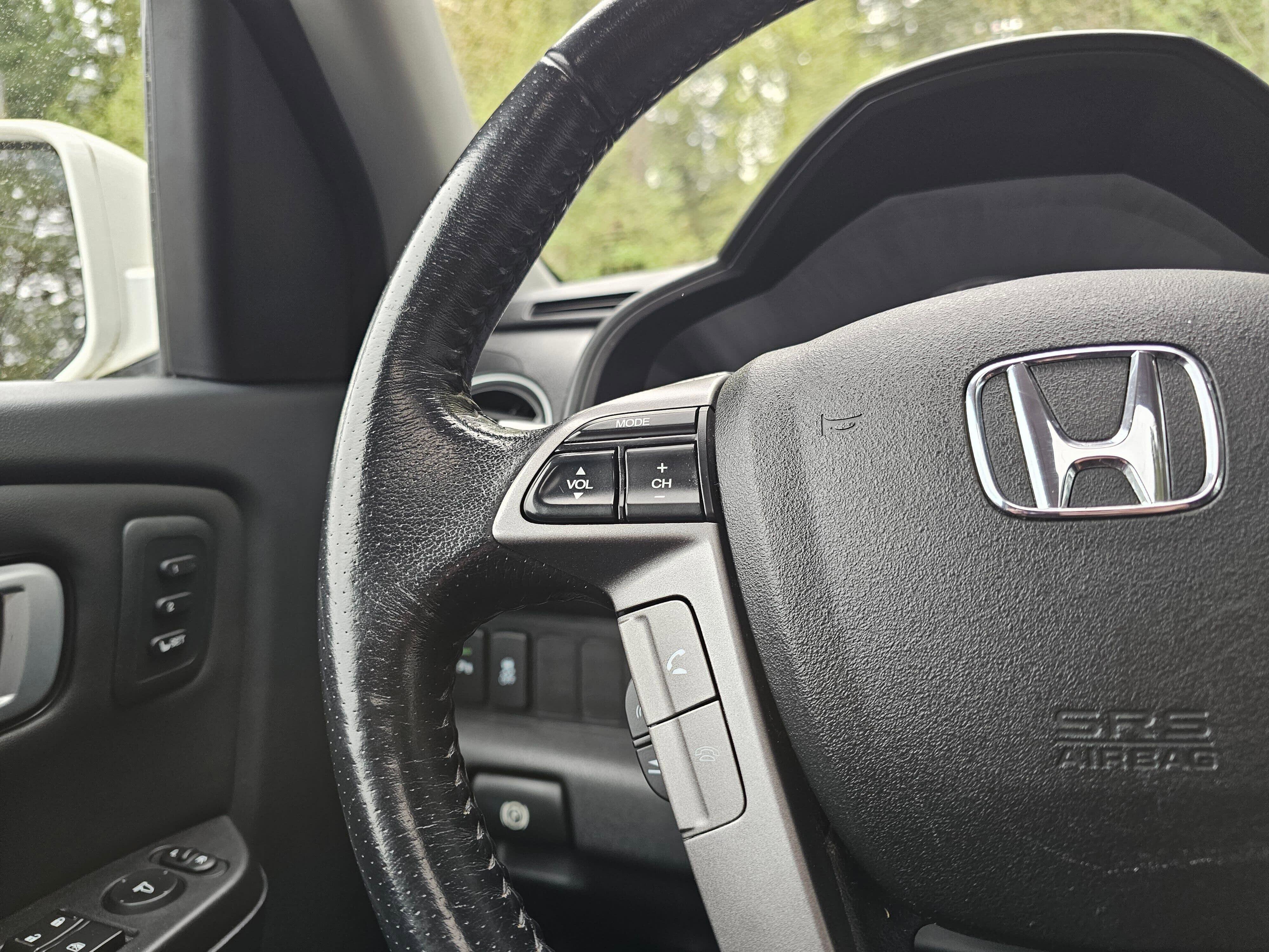 Used 2013 Honda Pilot Touring image 31