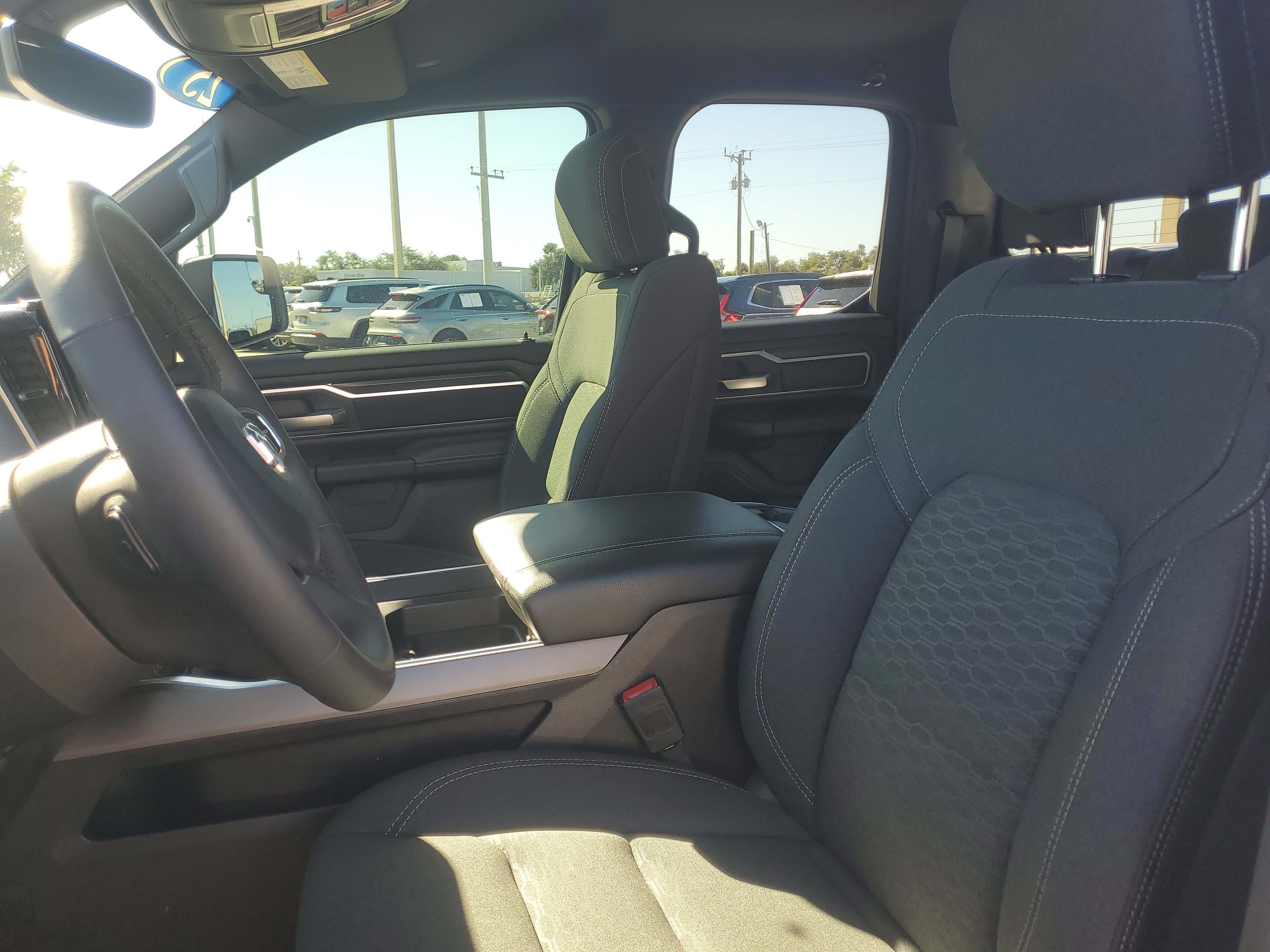 Used 2025 RAM 1500 Big Horn AWD/4WD image 22