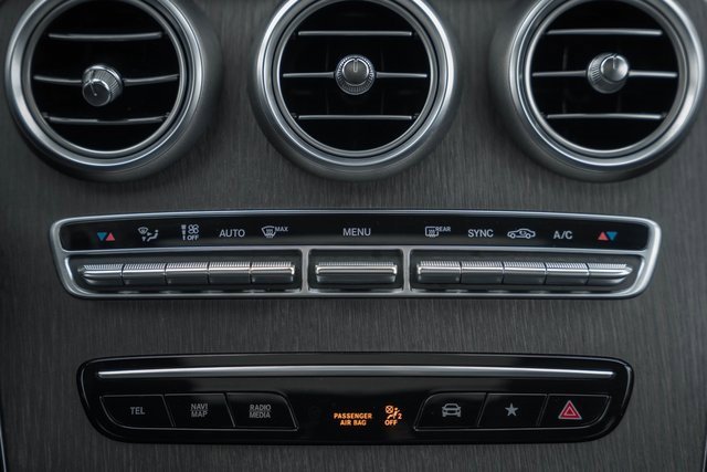 Certified 2020 Mercedes-Benz GLC 43 AMG 4MATIC image 25