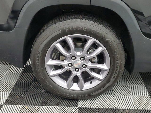 Used 2023 GMC Terrain SLT FWD image 7