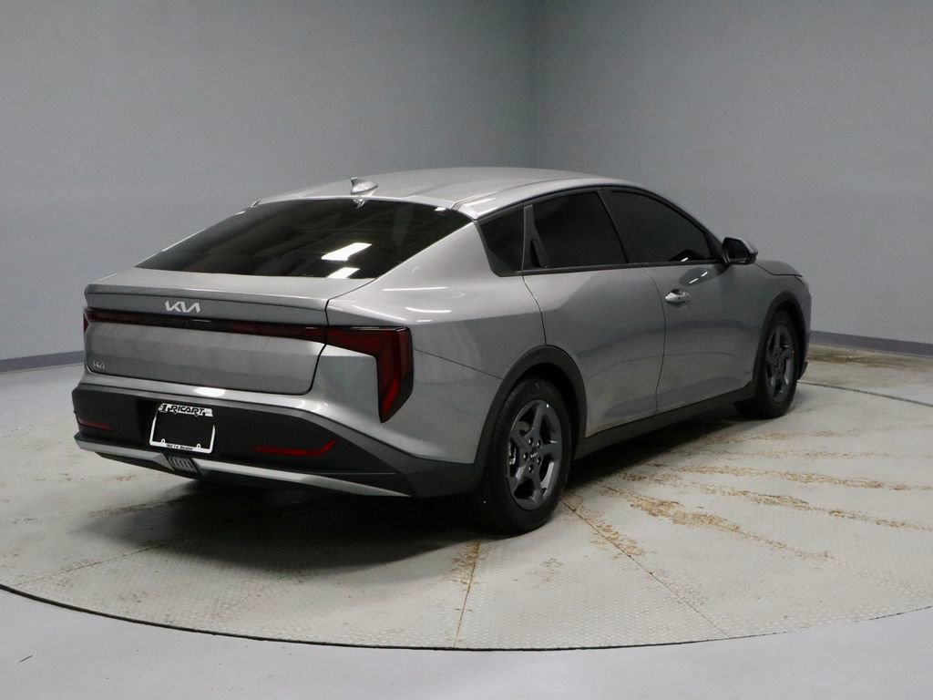 Used 2025 Kia K4 FWD image 10