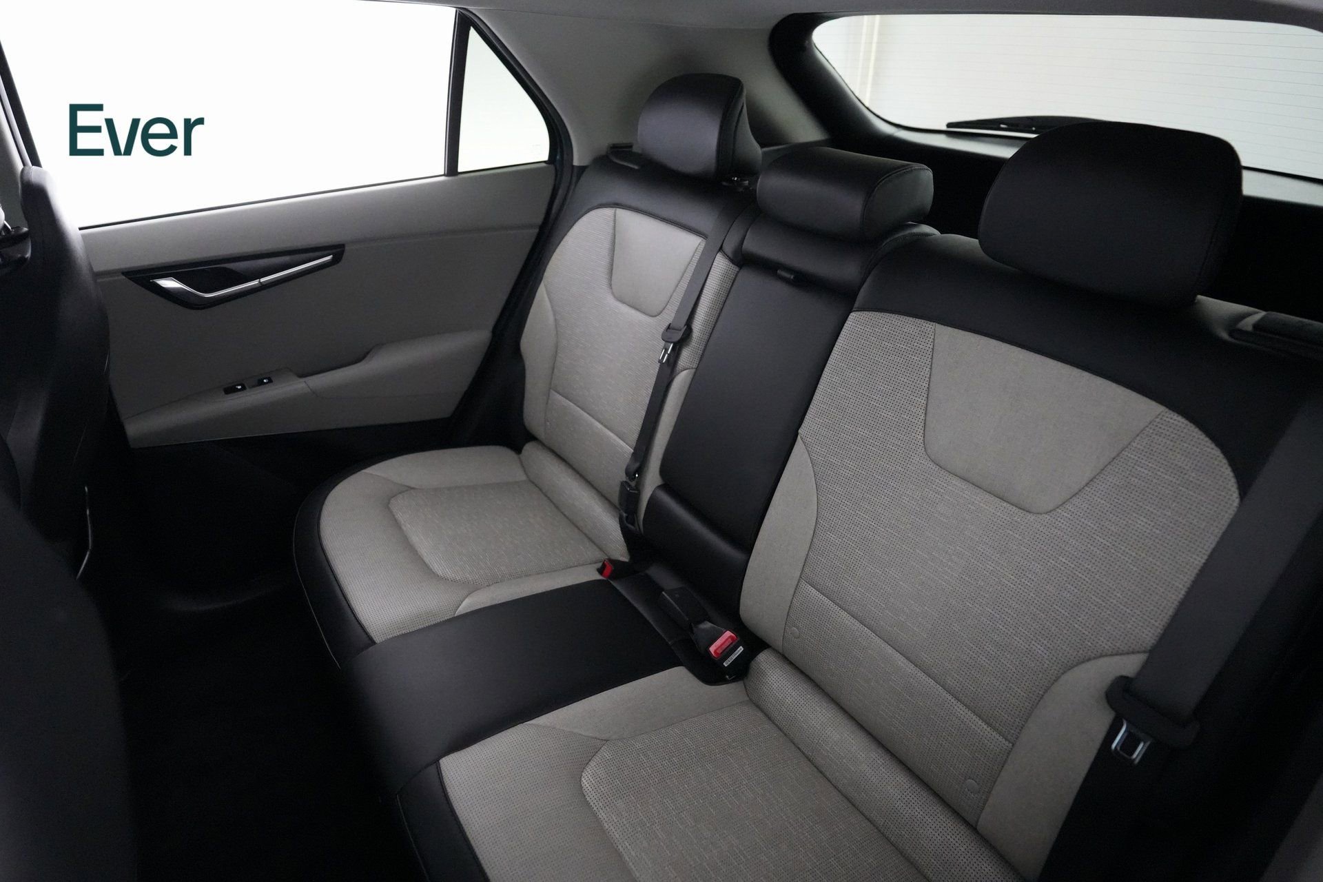 Used 2024 Kia Niro Wave w/ Wave Preserve Package image 10