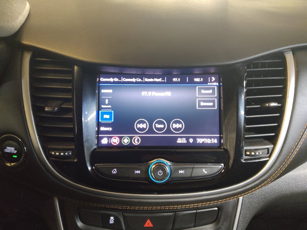 Used 2020 Chevrolet Trax LT w/ LT Convenience Package FWD image 25