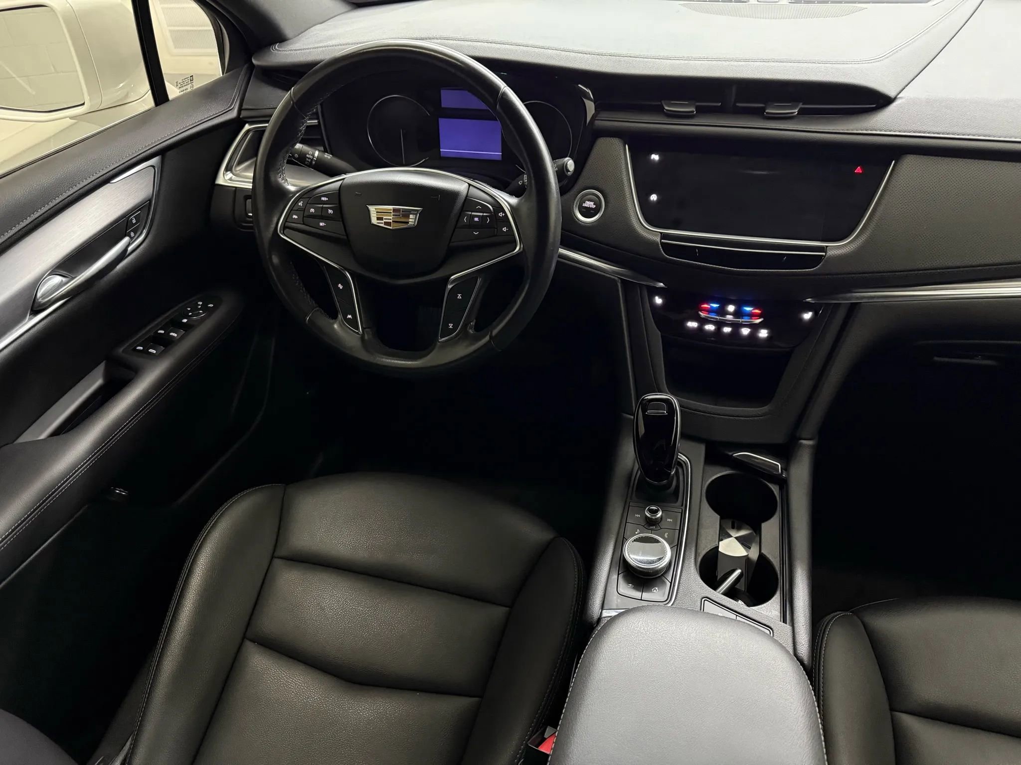 Used 2020 Cadillac XT5 Luxury image 31