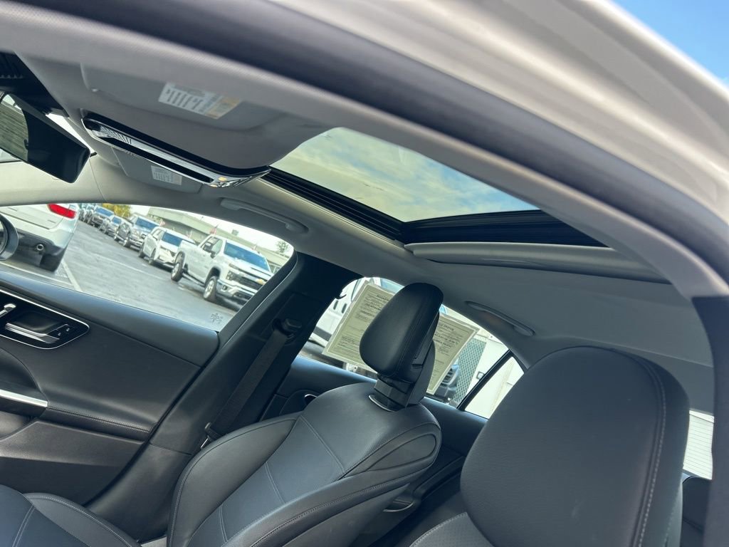 Used 2025 Mercedes-Benz C 300 Sedan image 10