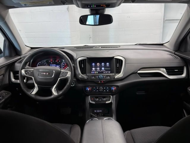 Used 2022 GMC Terrain SLE w/ Driver Convenience Package AWD/4WD image 16
