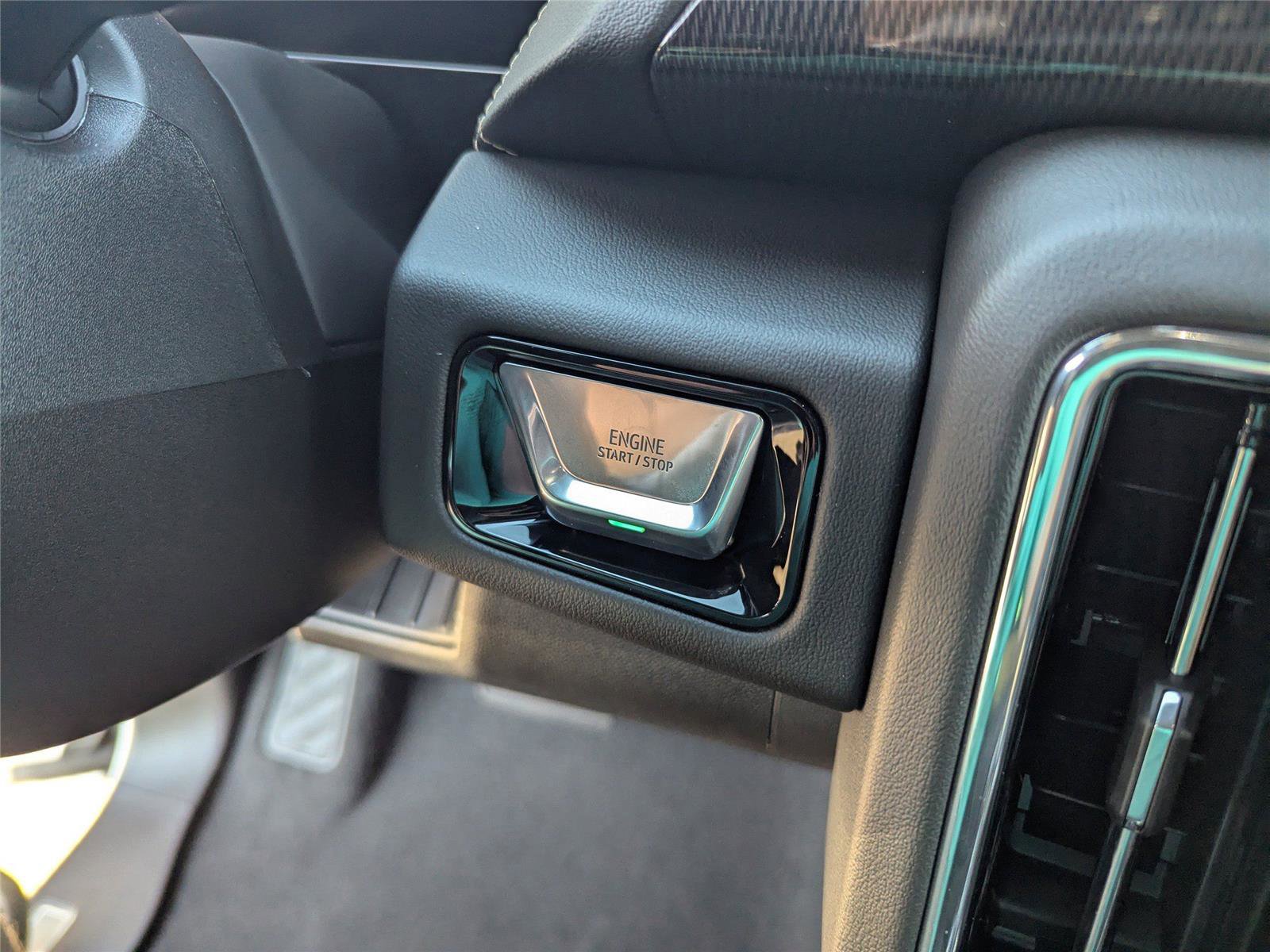 New 2026 GMC Yukon Elevation image 22