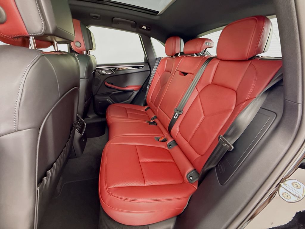 New 2026 Porsche Macan AWD/4WD image 24