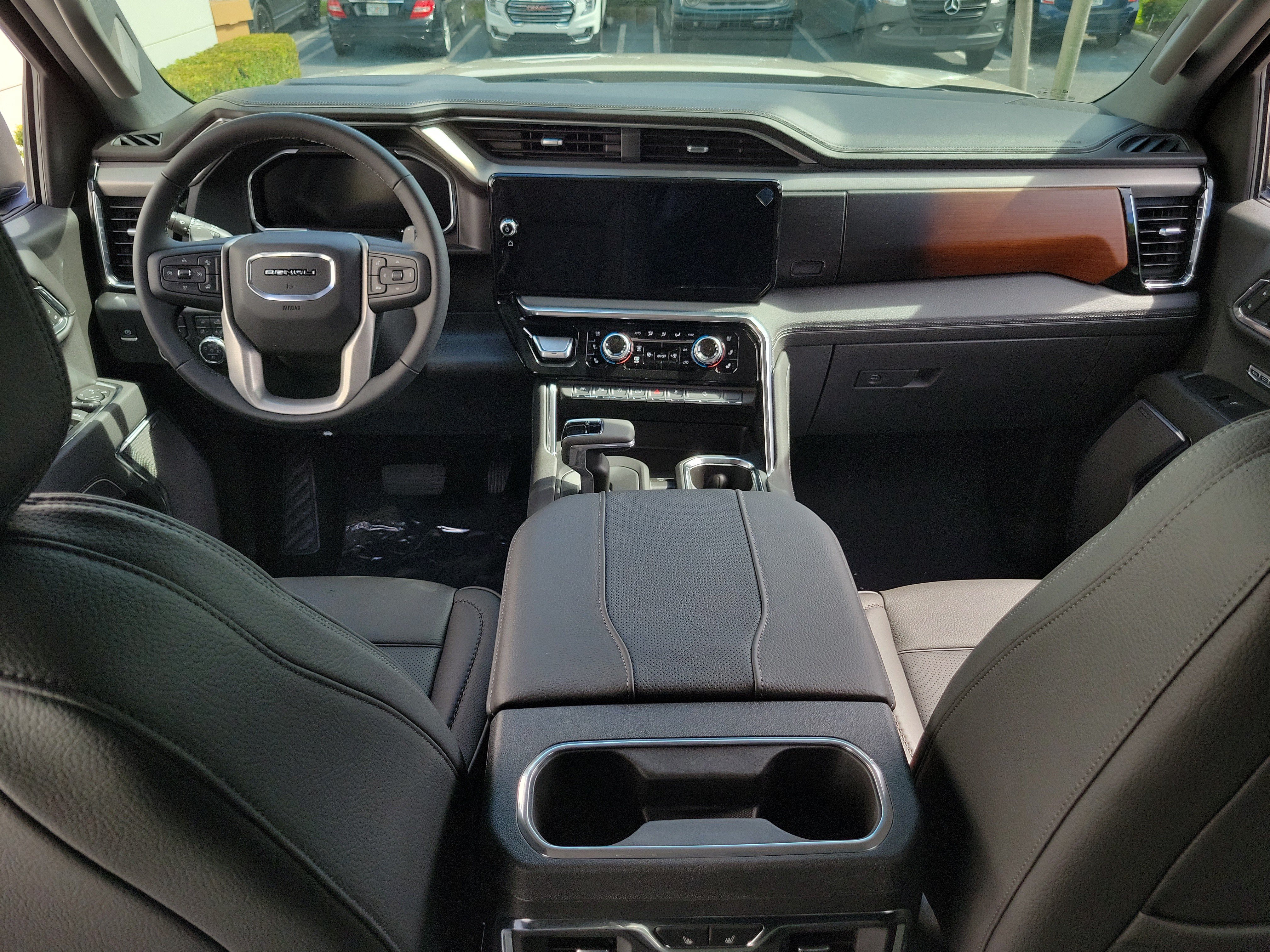 New 2026 GMC Sierra 1500 Denali w/ Technology Package AWD/4WD image 16