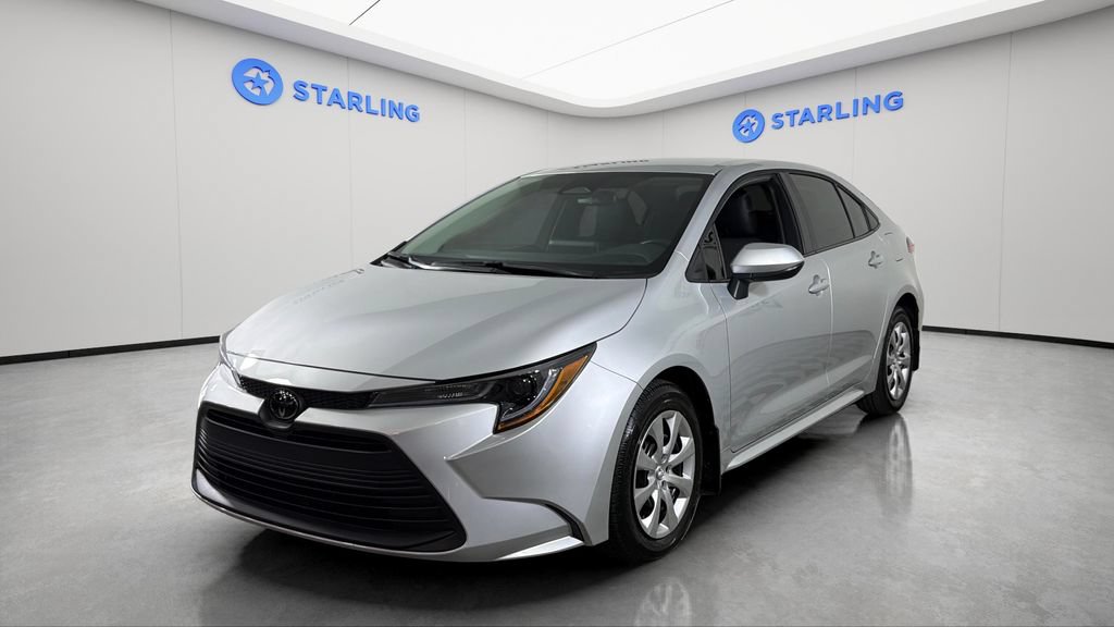 Used 2026 Toyota Corolla LE FWD image 16