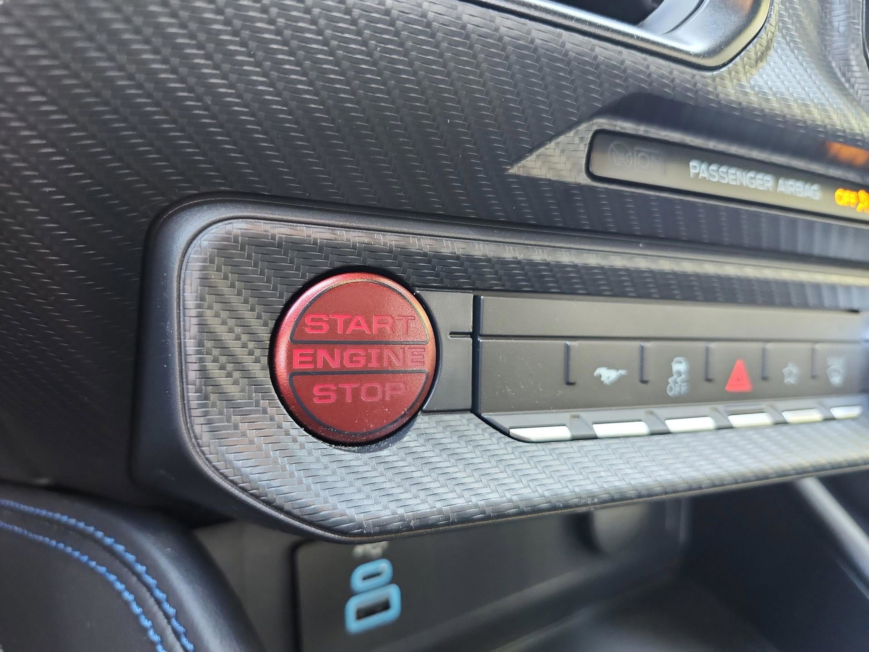 New 2025 Ford Mustang Dark Horse image 29