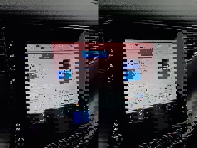 Used 2024 Jeep Wagoneer L Series II w/ Flexible Seating Group image 25