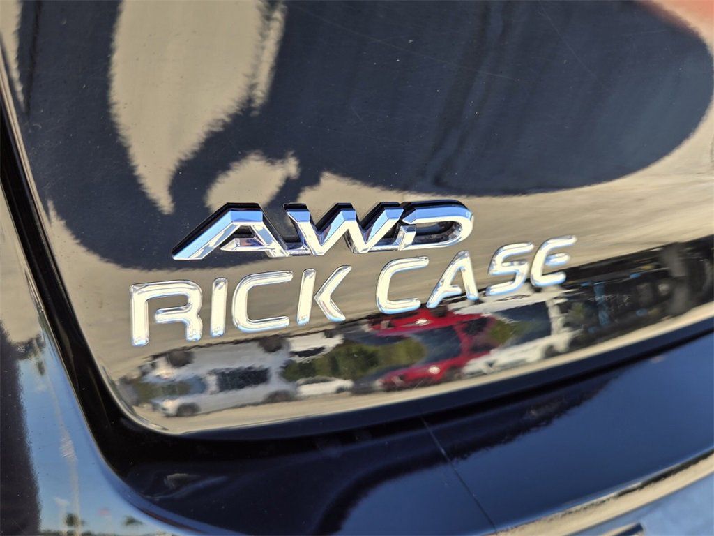 Used 2023 Toyota Crown XLE image 13