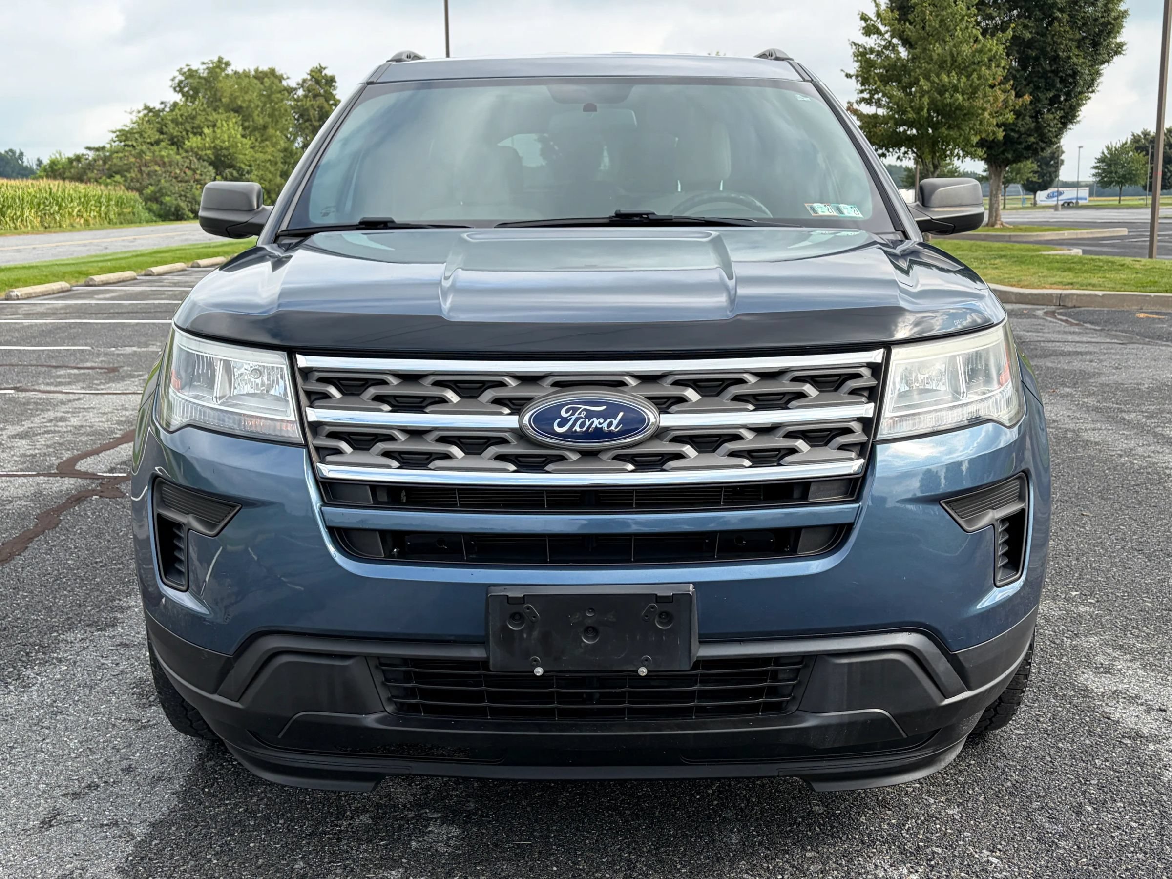 Used 2019 Ford Explorer 4WD w/ Class III Trailer Tow Package image 2