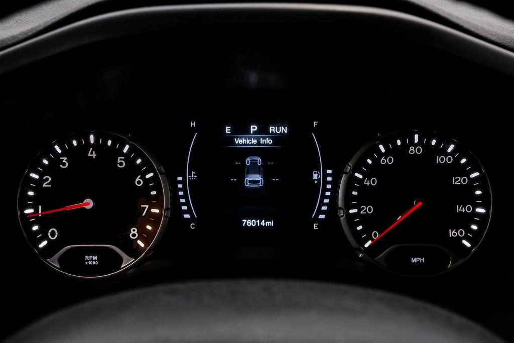 Used 2017 Jeep Renegade Altitude image 25