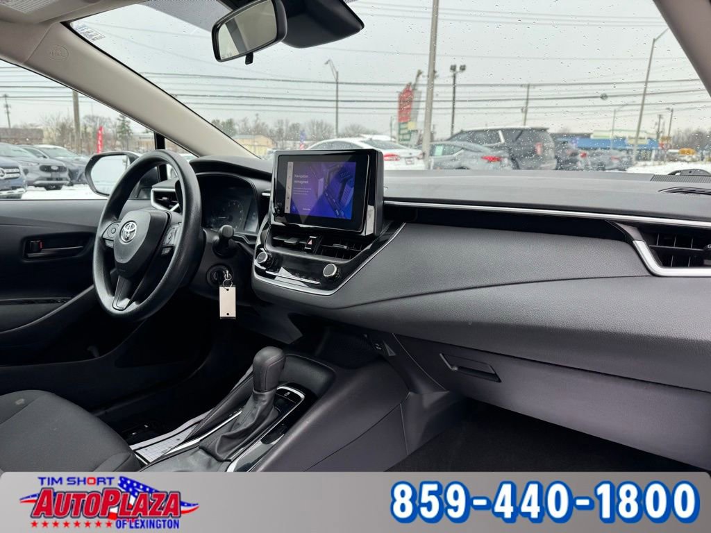 Used 2024 Toyota Corolla LE image 40
