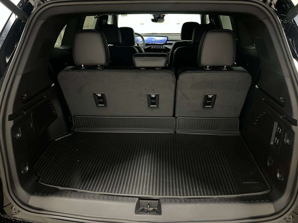 New 2026 Buick Enclave Sport Touring w/ Power Package image 39