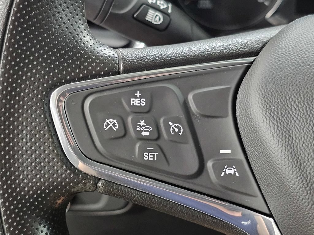 Used 2020 Chevrolet Equinox LT FWD image 31