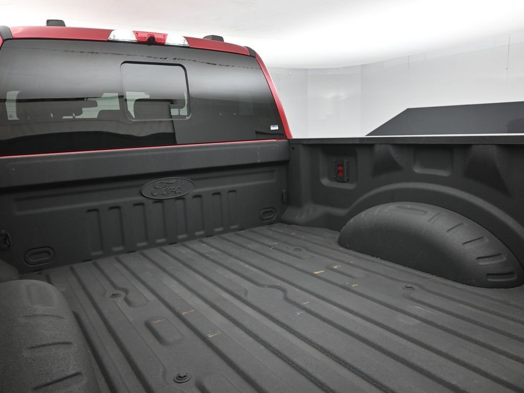 Used 2024 Ford F250 Platinum image 25