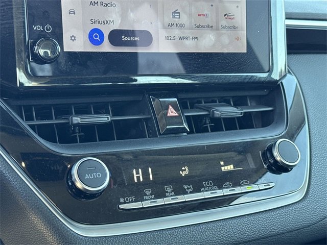 Used 2023 Toyota Corolla LE image 19