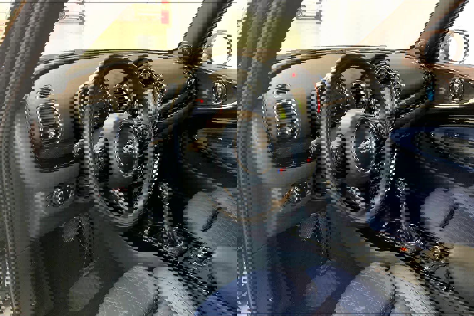 Used 2016 MINI Cooper Clubman S image 17