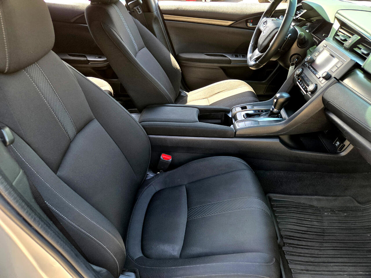 Used 2018 Honda Civic Sport image 21