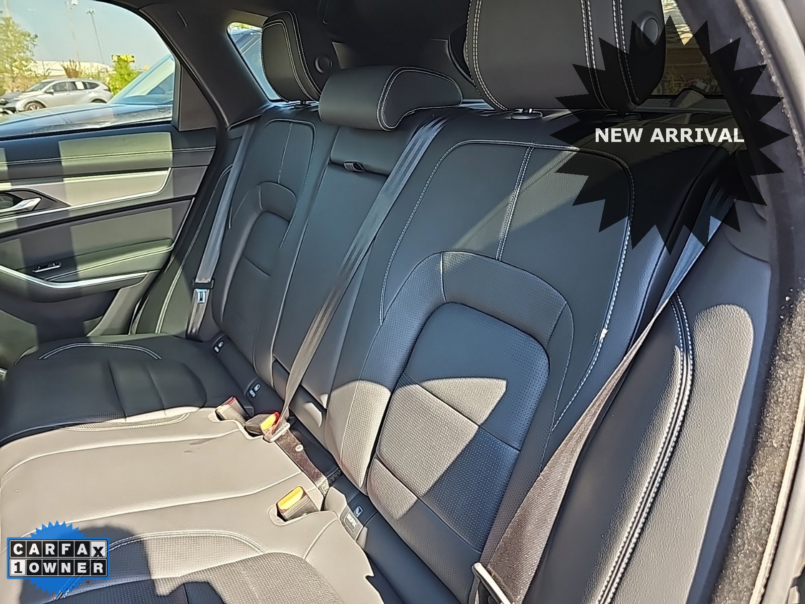 Used 2025 Jaguar F-PACE R-Dynamic S image 19