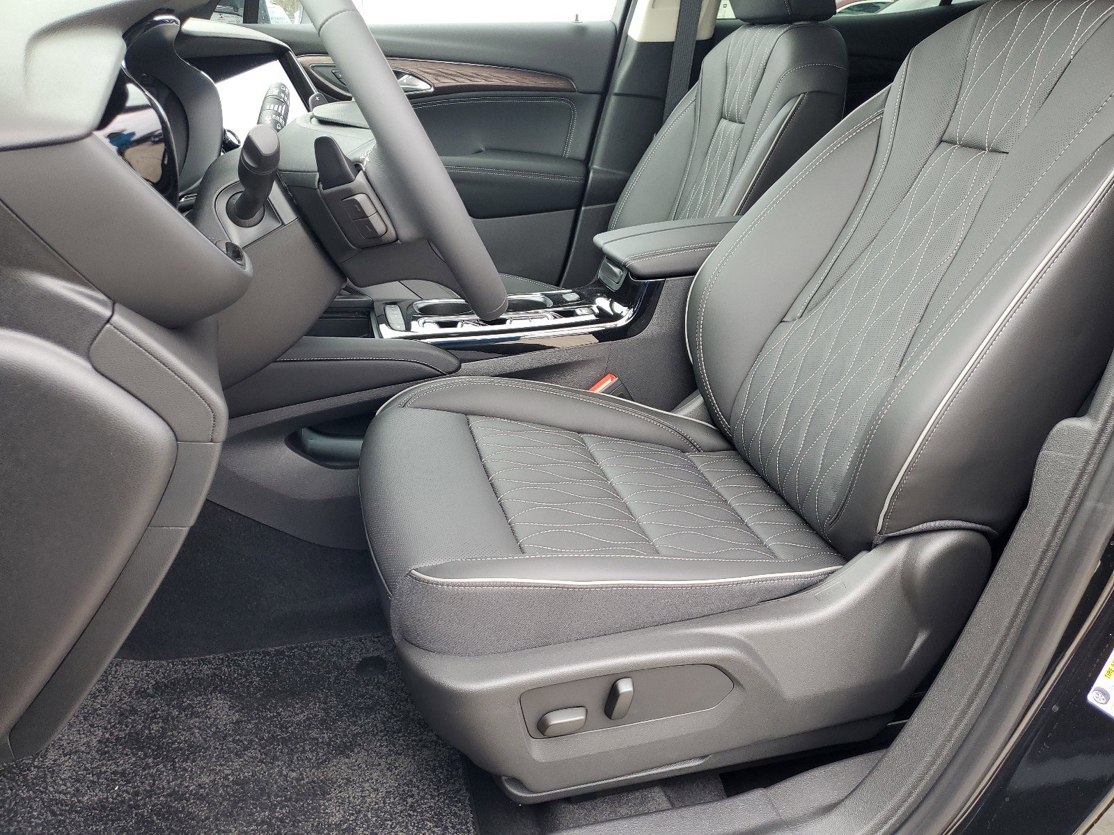 Certified 2023 Buick Envision Avenir image 15