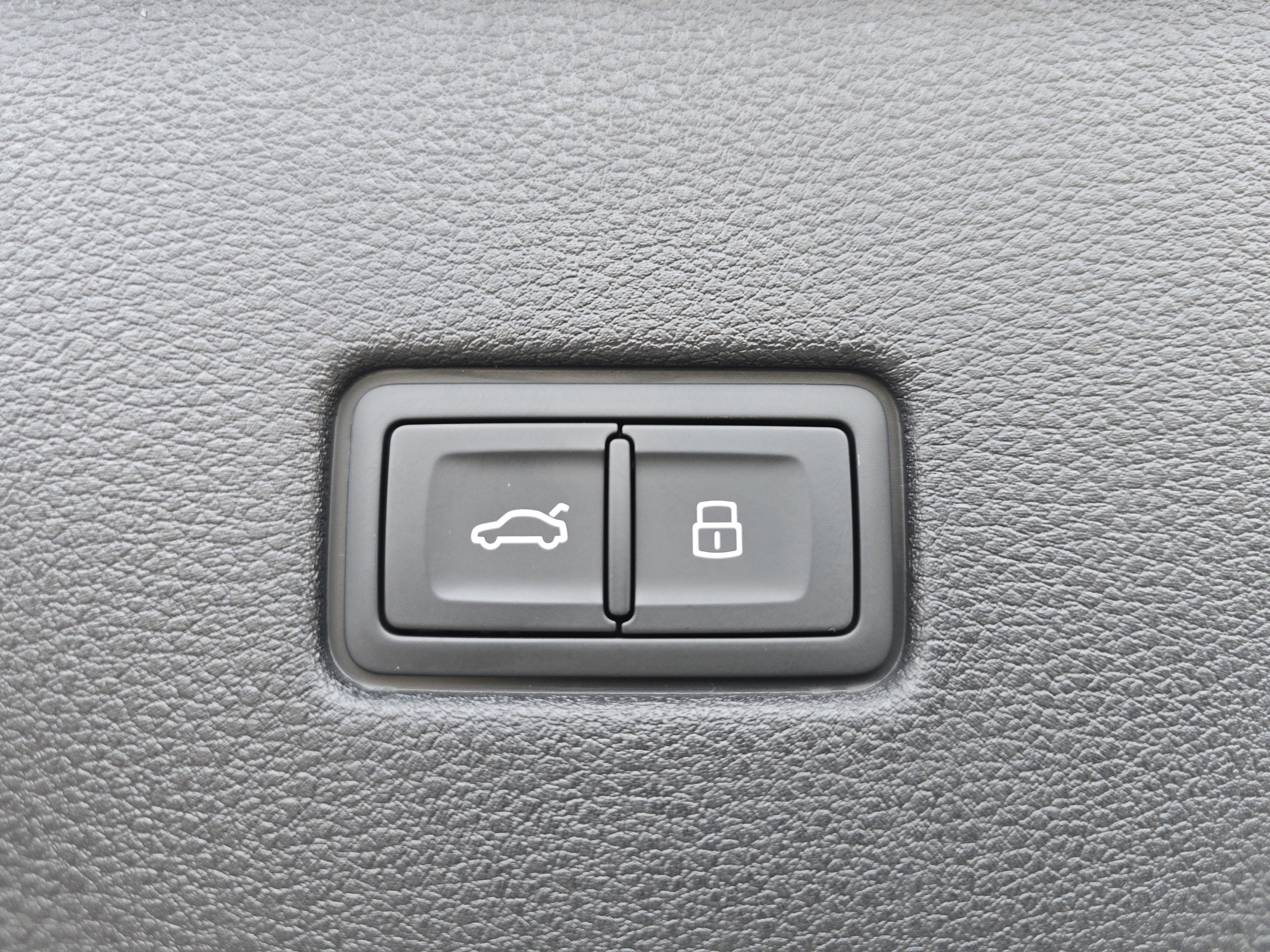 New 2026 Audi Q8 Premium Plus image 26