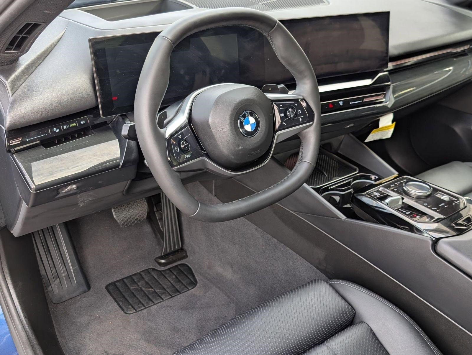 Certified 2025 BMW 530i 530i image 4