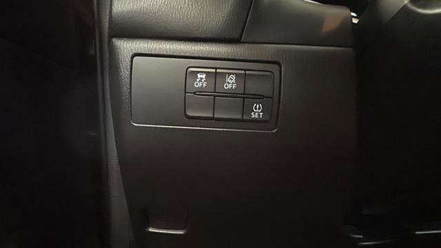 Used 2018 MAZDA MAZDA3 Grand Touring FWD image 31
